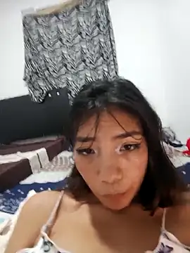 Pretty-v's cam snapshot