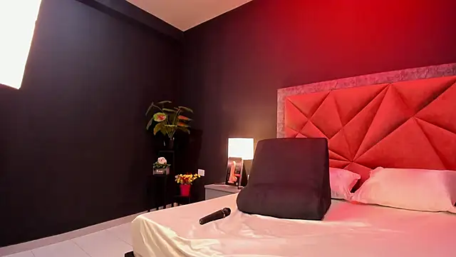 mia_milff's cam snapshot