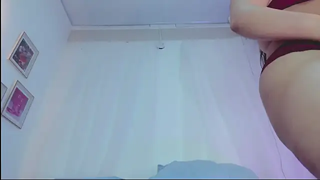 _JustXFriends_ live sex cam