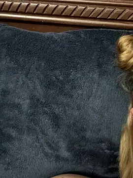 dalou3a22 live sex cam