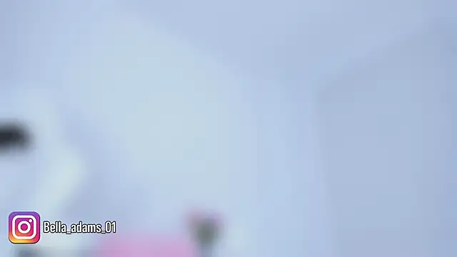 bella_adams_ live sex cam