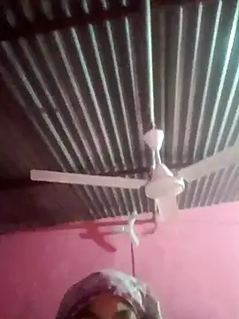 Neelurajpoot122's cam snapshot