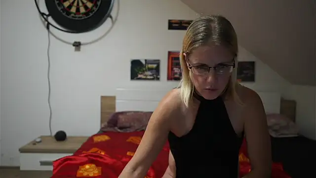 Moistdevil's web cam