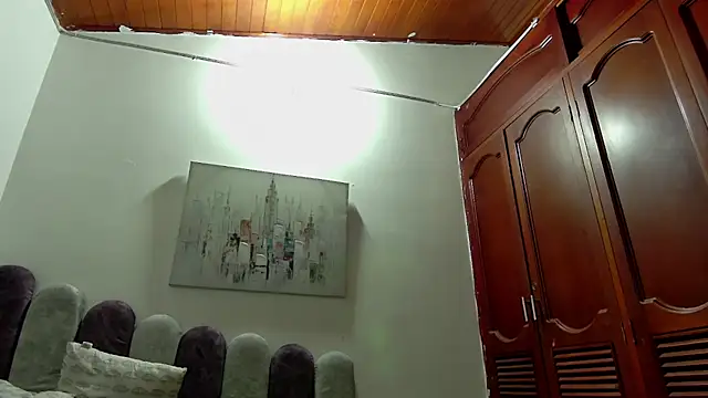 anais_tgn's cam snapshot