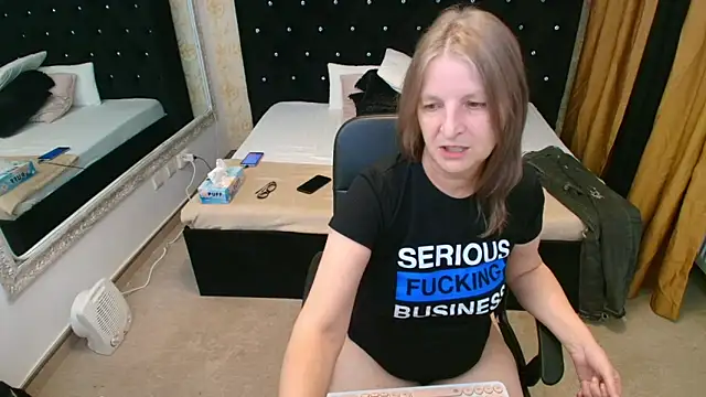 Lilly_hott's cam snapshot