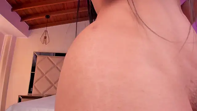 KatieNolan_1's cam snapshot