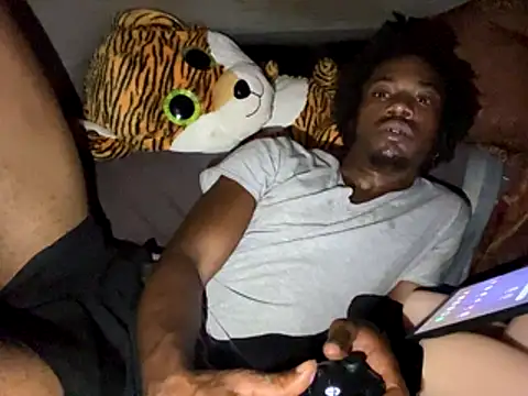 SlimeCrownzOut5's cam snapshot