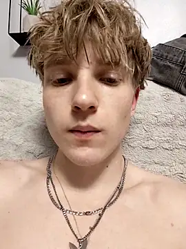 And25bn's cam snapshot