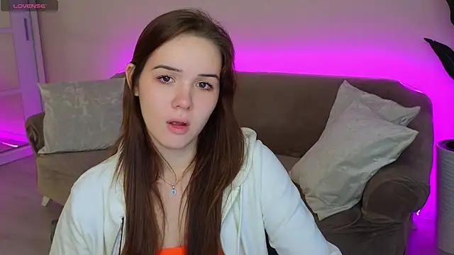 LindaRobertz's cam snapshot