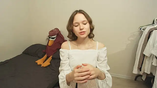 CandyPiggy's cam snapshot