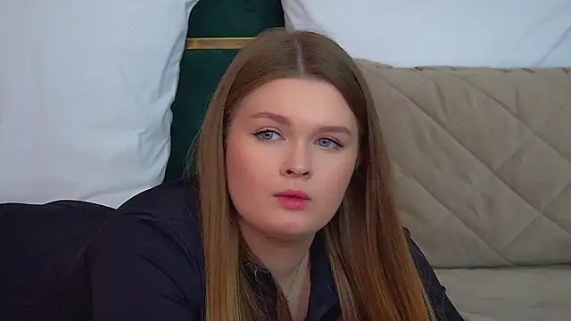 CrystalLyons's cam snapshot