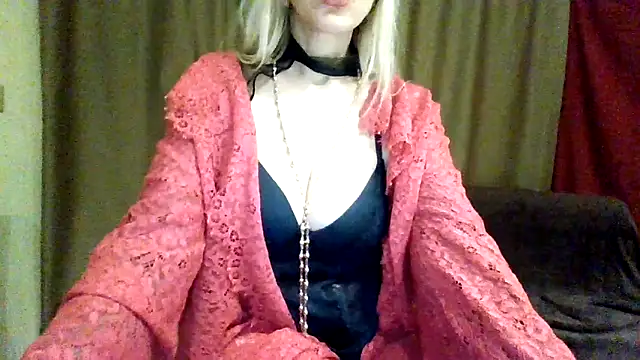 L1ona_Luxe's cam snapshot