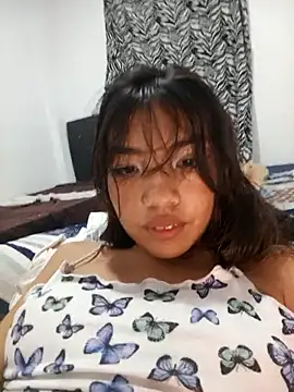 Pretty-v's cam snapshot