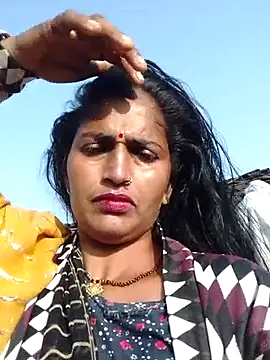 Pooja_shre live sex cam