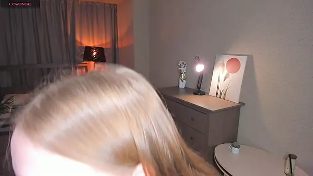 OdellaFrake live sex cam