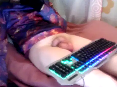 SissyMoneli's cam snapshot