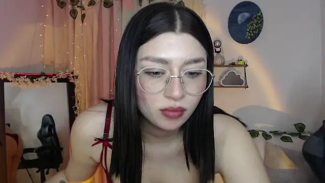 mily_thomson_b_'s cam snapshot