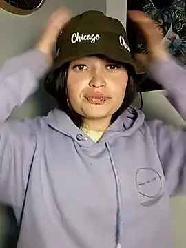 KittenMiss_'s cam snapshot