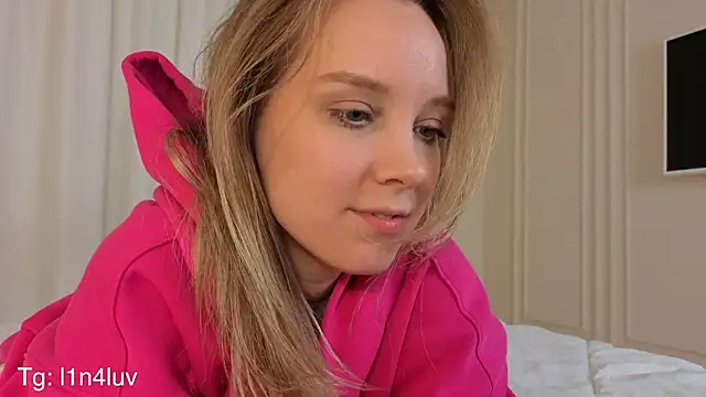 AIicaparkerc's cam snapshot