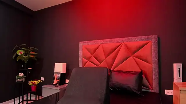 mia_milff's cam snapshot