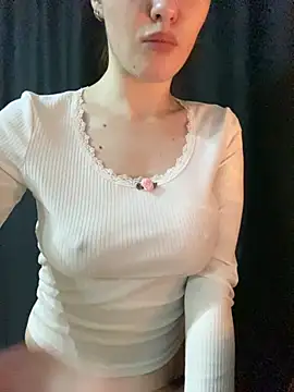 shrie_beverly00's cam snapshot