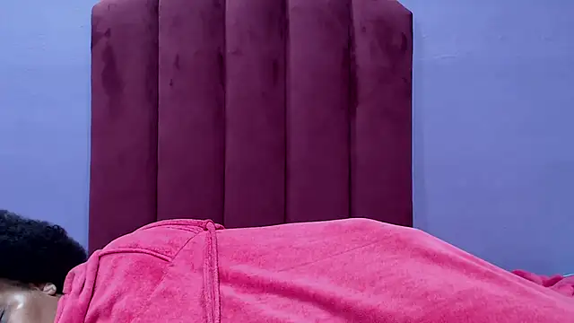 GiantTittts's cam snapshot