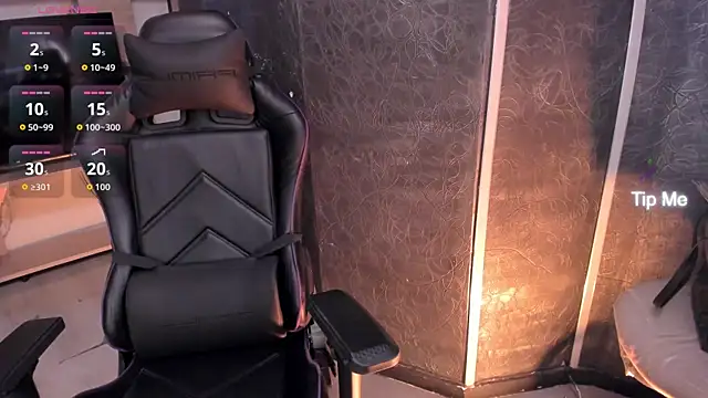 LunaBaker-1 live sex cam