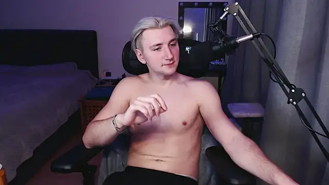 Elvin_Vaenight's cam snapshot