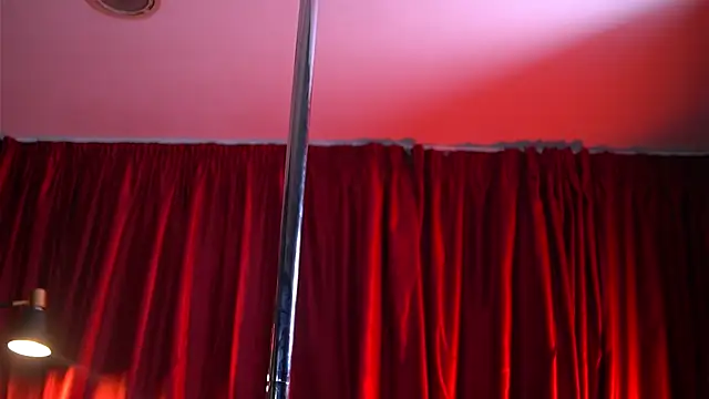 Evelyn_Evyyy live sex cam