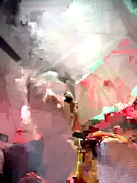 OliveGreen22's cam snapshot