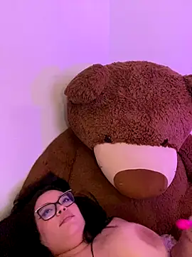 Emily_Taylor2's cam snapshot