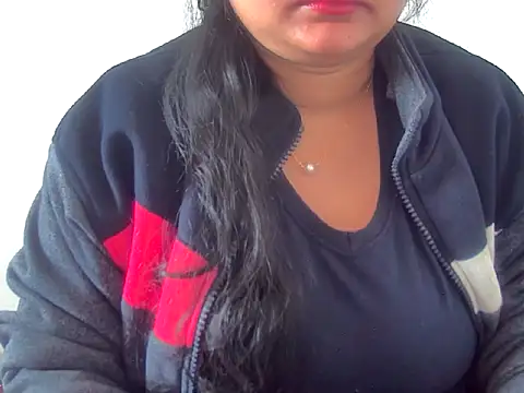 Saniya_K's cam snapshot