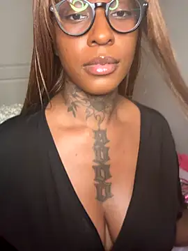 MistiSavannah live sex cam