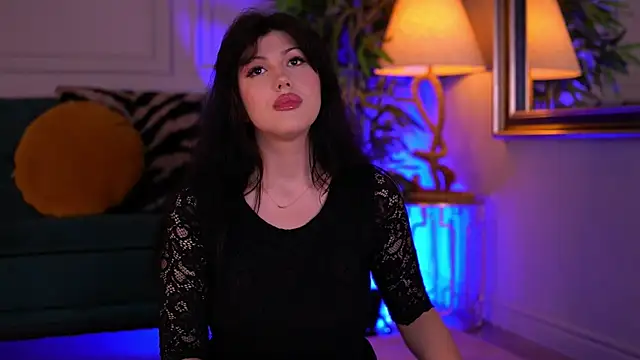 AlenaCapricious's cam snapshot