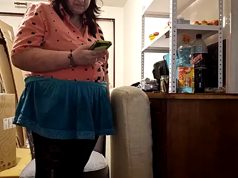 Samantha_Squirt@xh live sex cam