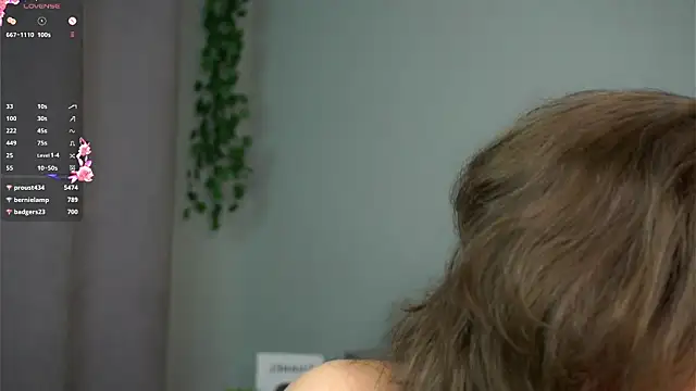 ZeniaBolich's cam snapshot