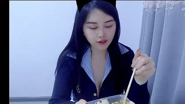 Little-sweet live sex cam