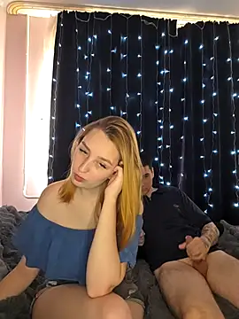 Sweet_Little_Lie's cam snapshot