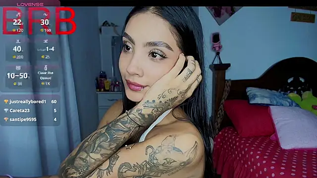 mia_yireth's cam snapshot