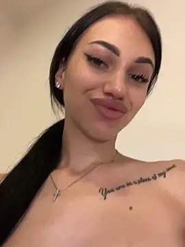 ilariea_girl live sex cam