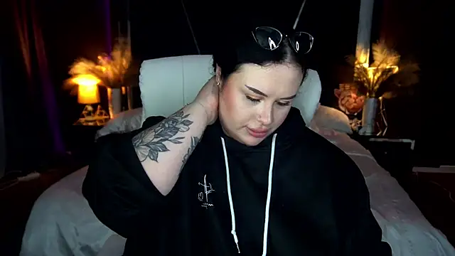 SerahMirabeli's cam snapshot