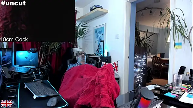 OnlineBossUK's cam snapshot