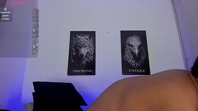 JohanSmith live sex cam