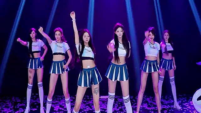 Comebaby-o07's cam snapshot