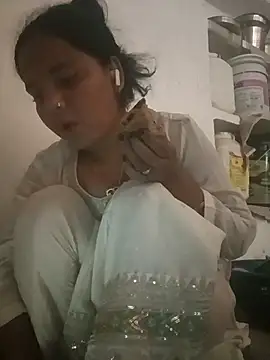 Hot_Shredha live sex cam