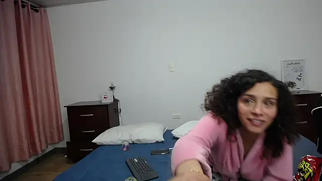 Sarabubbie's cam snapshot