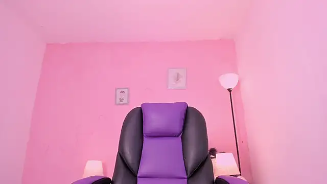 LiaaMoretzz live sex cam