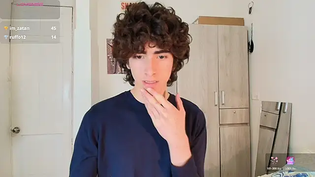 Nude_Boy18 live sex cam