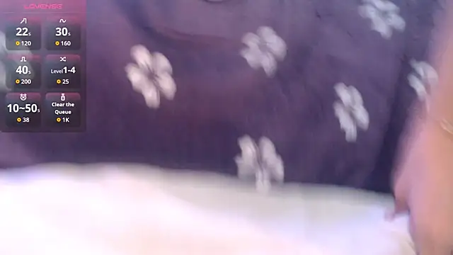 alisontitsmilk19's cam snapshot