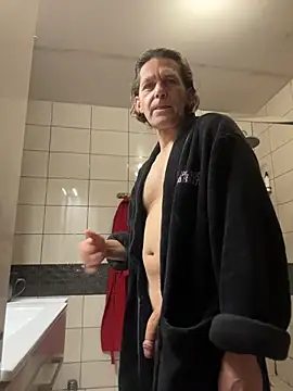 kon77777's cam snapshot